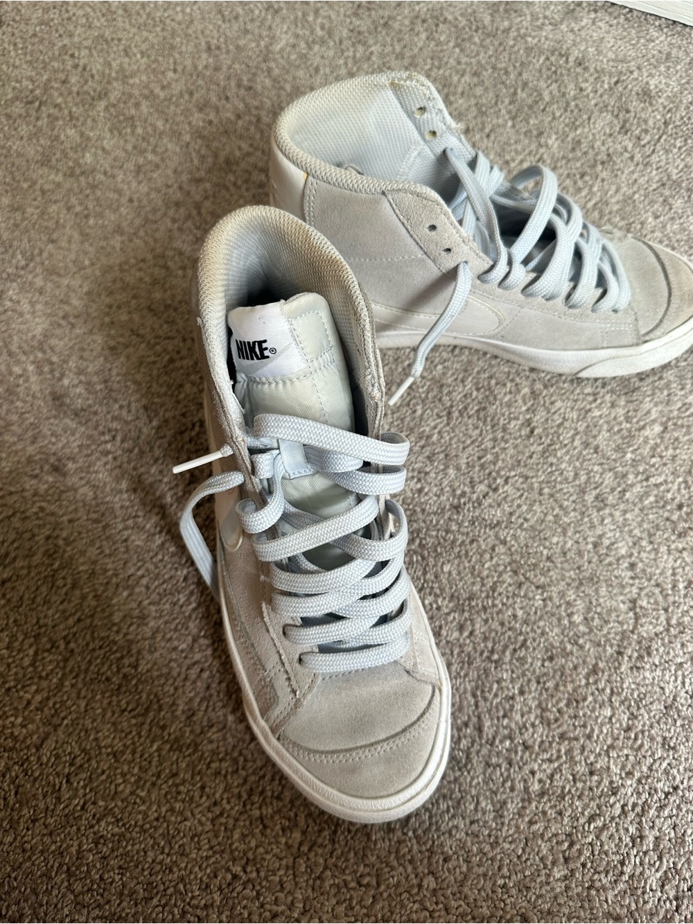 Nike Kids High-Top Sneakers Light Gray - Picture 2 of 4